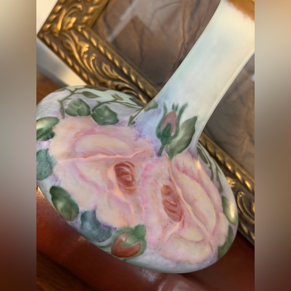 Vintage Hand Painted Floral Vase. Signed | 1950’s | Delicate | Porcelain | - Picture 3 of 7